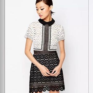 Beautiful worn 2 times self portrait black and white dress.